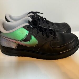 Nike Air Force One sz 7y pearlescent shoes. GUC